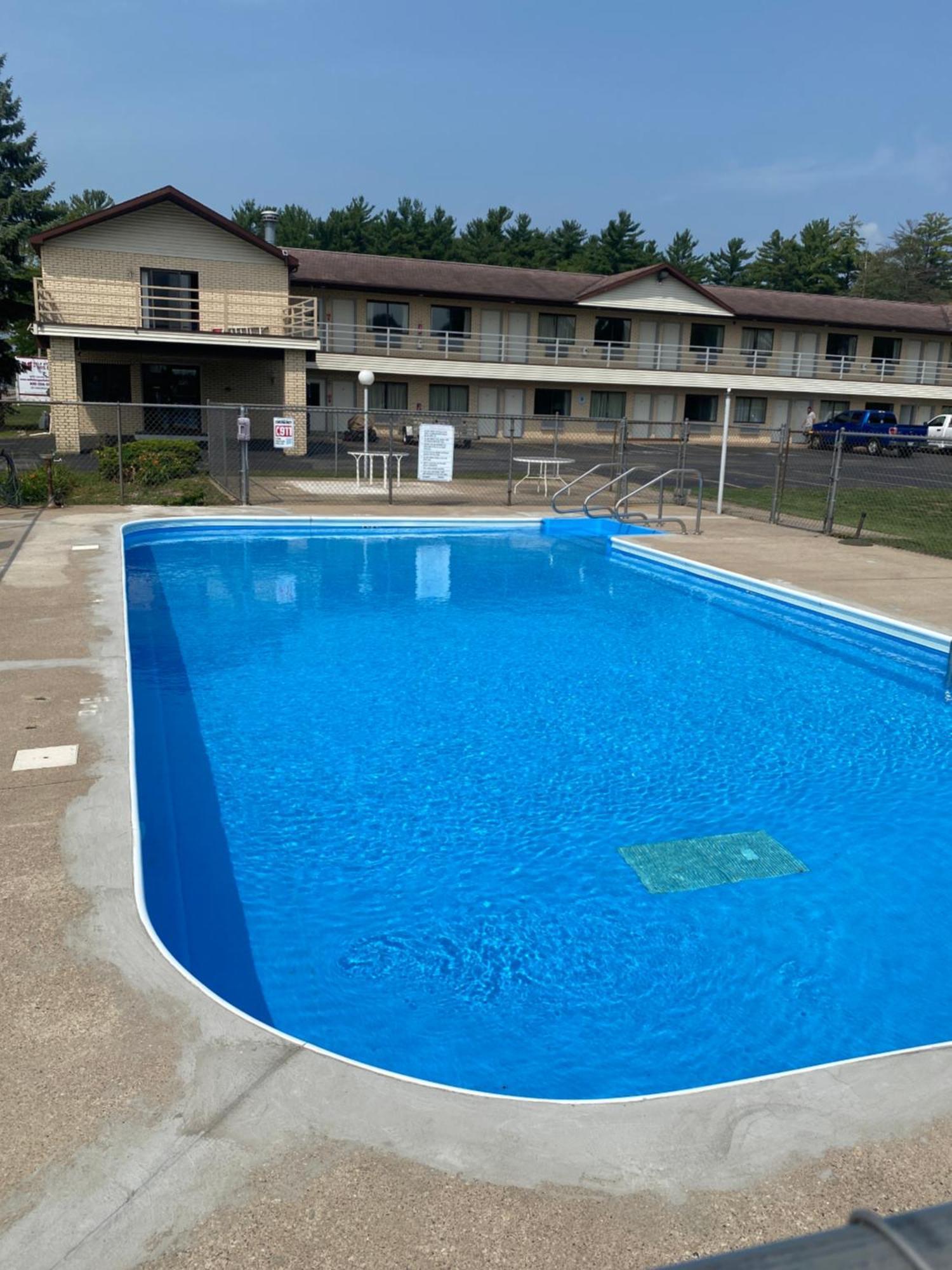 Malibu Inn Lake Delton Kültér fotó