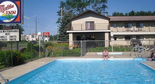 Malibu Inn Lake Delton Kültér fotó