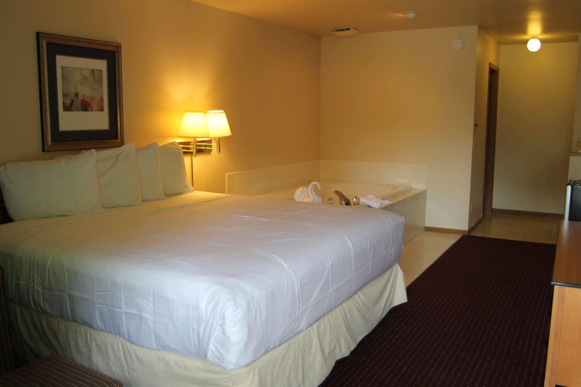 Malibu Inn Lake Delton Kültér fotó